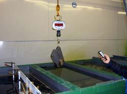 Use of hook scales in a galvanized instalation (1).