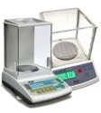 Scales for Carat to weigh both carats and jewellery.