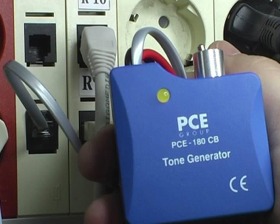 CableTracker LAN/Cable Analyser looking for cables in elevator