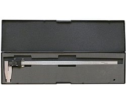 Here you can see the caliper PCE-DCP 500 with its plastic carrying case.