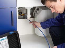 Here you can see the PCE-V240/V260 endoscope with monitor and digital counterinspecting both water pipes and waste water within the industrial sector. 