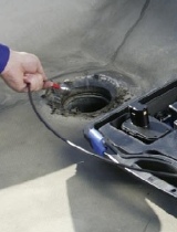Here you can see the PCE-V220/V250 endoscope inspecting water pipes and waste water within the industrial sector. 