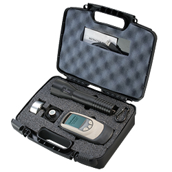 Delivery contents PT-PC thickness meter inside its carrying case.