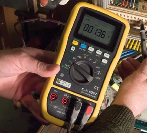 Using the True RMS Multimeter C.A 5287