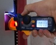 Testing the voltage in a cable at a distance using PCE-DC3 series Voltmeters