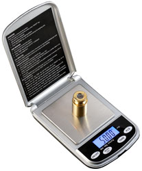 PCE-JS 100 series Pocket Scales in use.