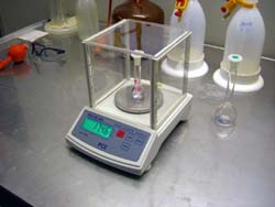 laboratory balance PCE-BS