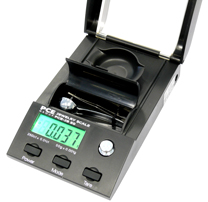 PCE-JS 50 Pocket Scale is ideal for laboratory use.