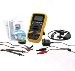 The AC/DC TRMS Multimeter C.A with equipment