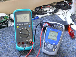 Image of the use of the Universal calibratorl PCE-C 456.