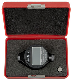 Here you can see the PCE-DD A Digital Durometer in its case.