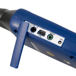 The connectors of the environment noise analyser are installed on the side of the device. 