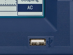 The USB pen which is placed under the display can be easily connected to the oscilloscope.