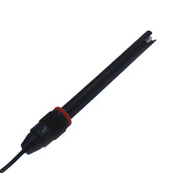 pH electrode with an integrated Pt100 temperature sensor