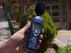 The sound level indicator outside