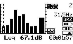 PCE-DSA 50 sound level meter: a view of the display