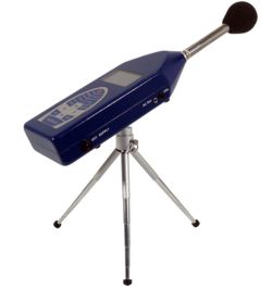 Here is the PCE-DSA 50 sound level meter mounted on a tripod. 