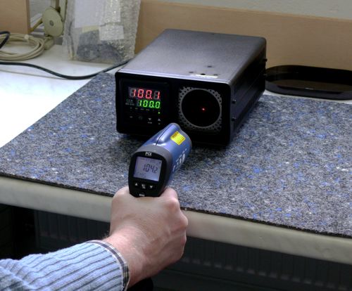 temperature calibrator verifying the accuracy of an infrared thermometer