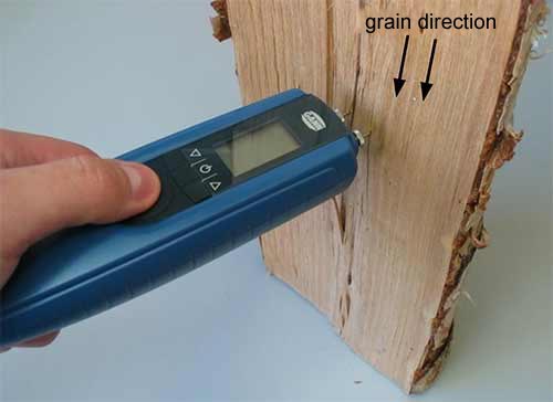 Timber Moisture Meter Hydromette BL Compact S application