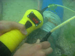 Underwater ultrasonic thickness gauge Multigauge 3000 underwater application