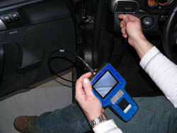 Video Endoscope - PCE-VE 360N measuring in a car.