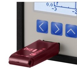 Through the USB port, all measured values can be stored in a USB pen.